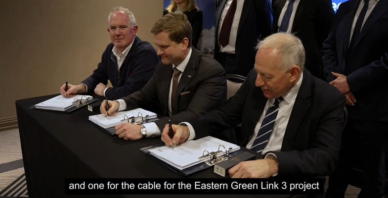 Signing Eastern green link 3